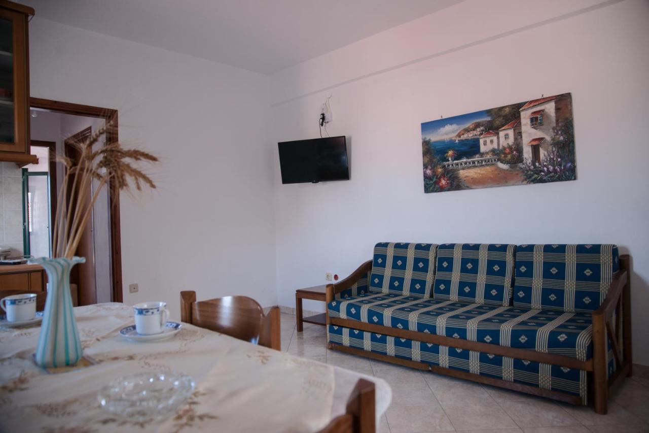 Maxis Apartment 2 Koróni المظهر الخارجي الصورة